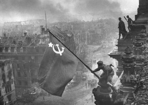 Soviet solders raised the flag over Reichstag