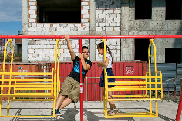 Cậu bé vàng Battushig của Mông Cổ